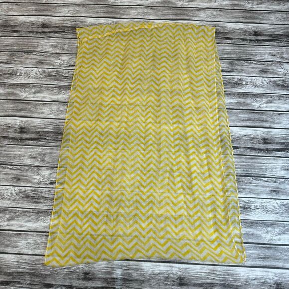 Unbranded Women's Infinity Neck Scarf Sheer Yellow White Chevron Zig Zag Light - Picture 5 of 7